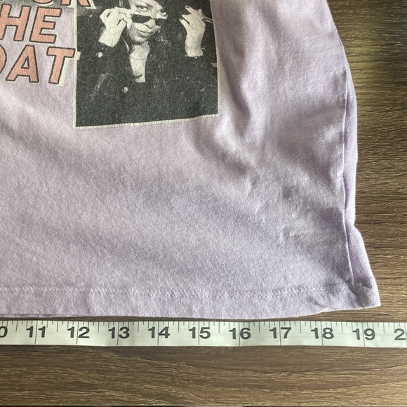 AALIYAH "Rock the Boat" Purple T-Shirt Adult Small Unisex EUC - Picture 7 of 7